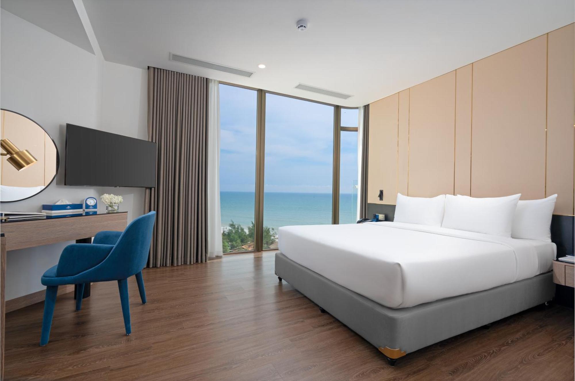 Poseido Hotel Quang Binh Донгхой Экстерьер фото