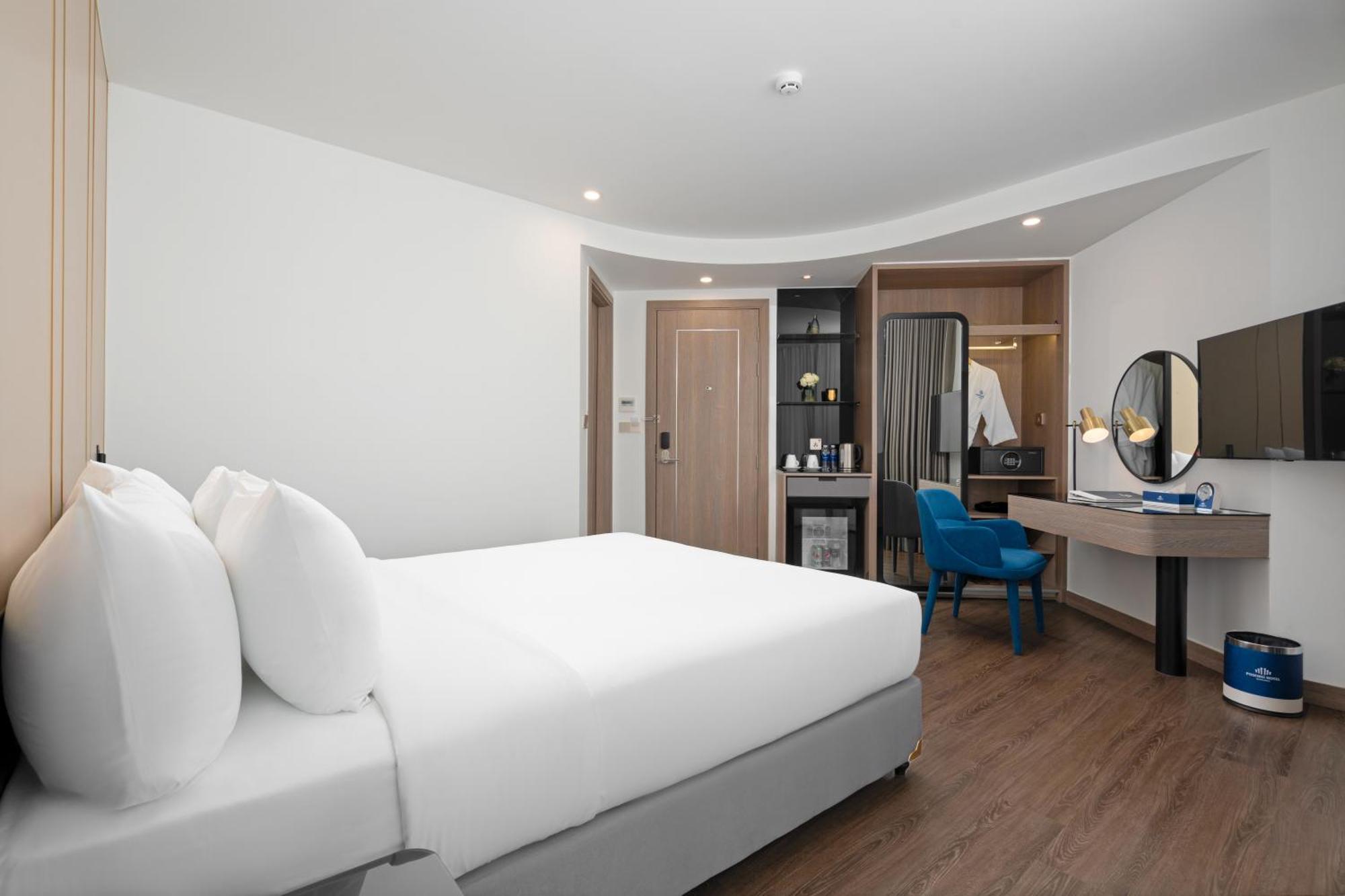 Poseido Hotel Quang Binh Донгхой Экстерьер фото