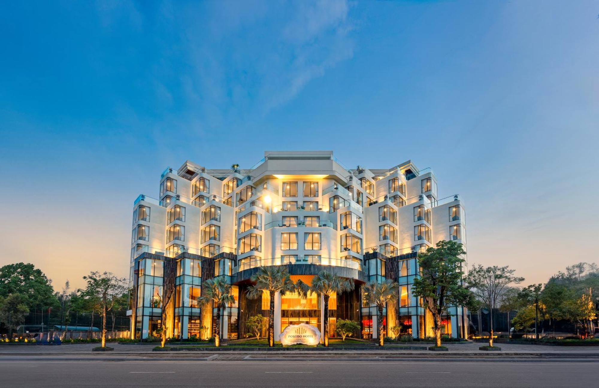 Poseido Hotel Quang Binh Донгхой Экстерьер фото