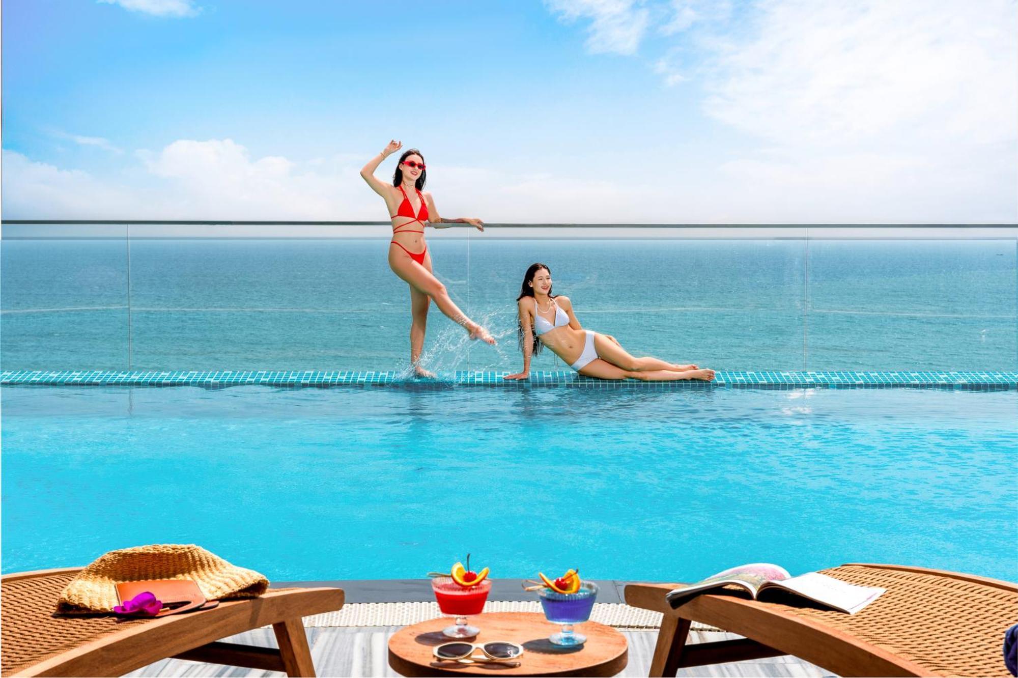 Poseido Hotel Quang Binh Донгхой Экстерьер фото